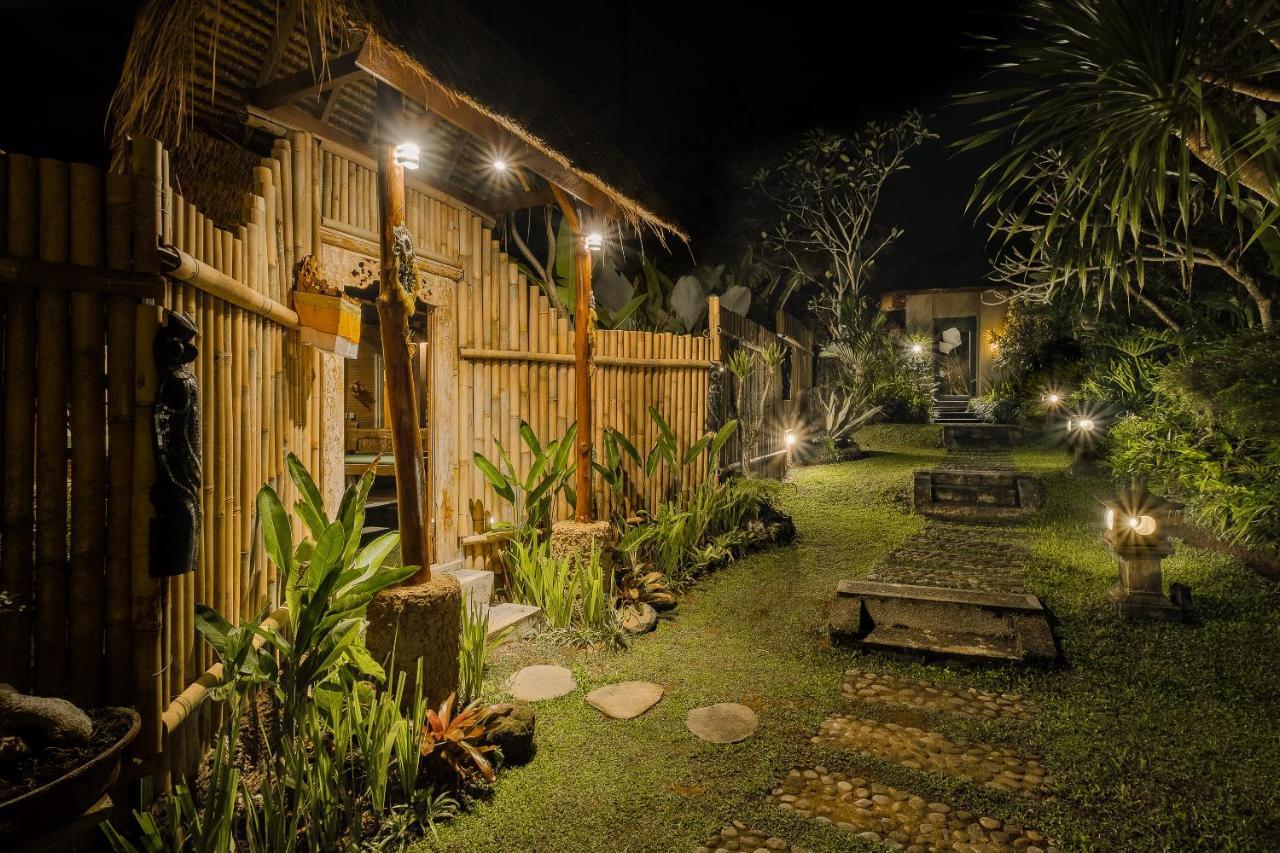 Teja Lokha Ubud Villa Bagian luar foto